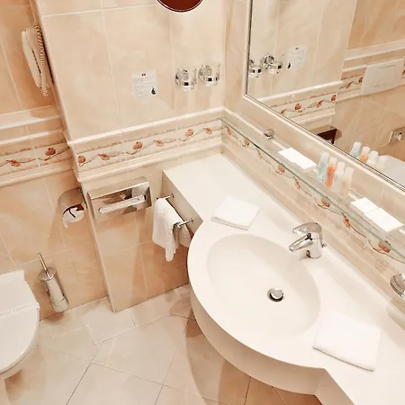 Olympia Wellness 4* 카를로비바리